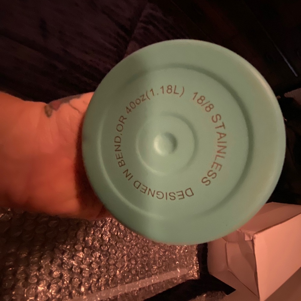 2 new hydro flask water bottles